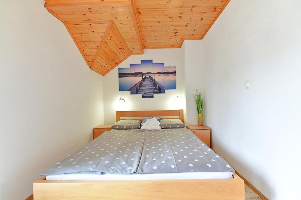 Rooms Toni Seliste Dreznicko Exterior photo